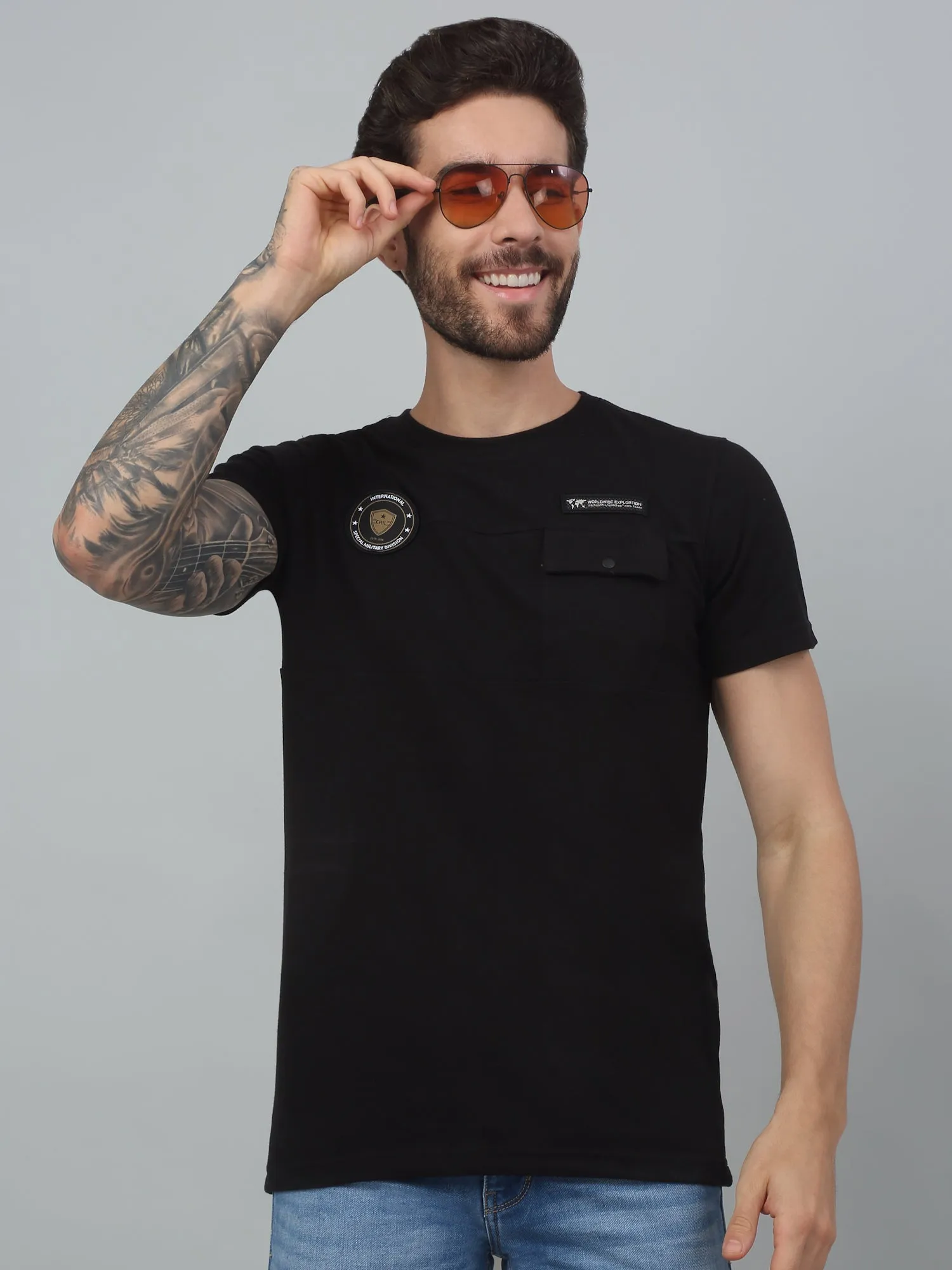 Cantabil Black Solid Round Neck Half Sleeve T-Shirt For Men