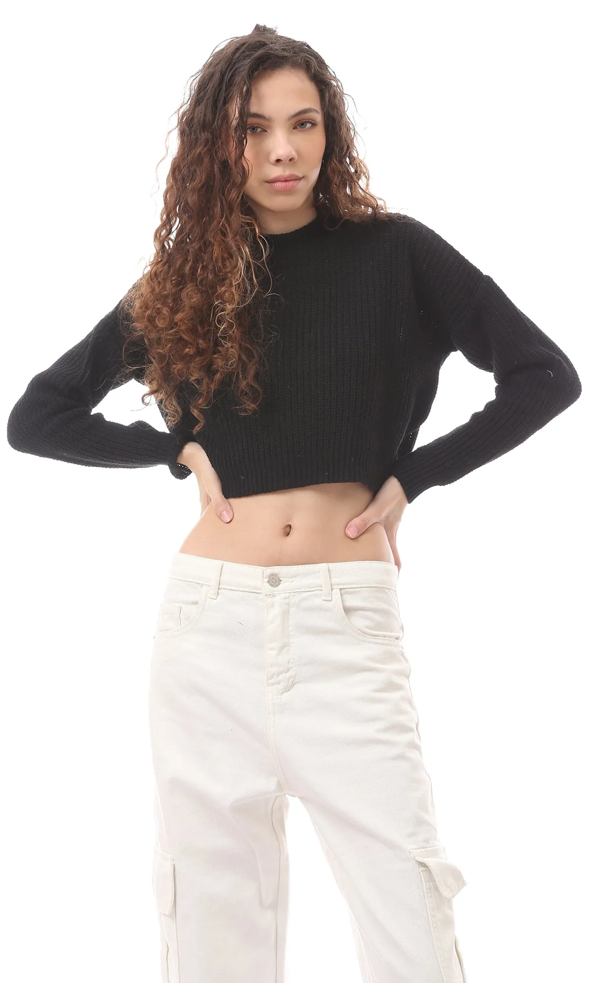 O171369 Cropped Plain Black Acrylic Pullover